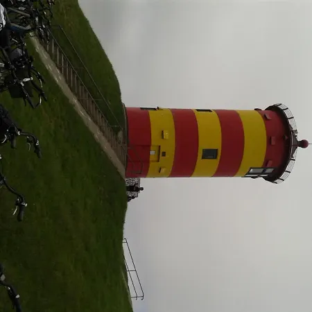 Preisbewusste Fuer 2 Personen U. Kleinkind Utarp